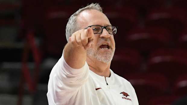Mike Neighbors against Louisiana Tech on Tuesday night